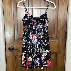 Final Sale!⭐️Express Floral Medium Dress